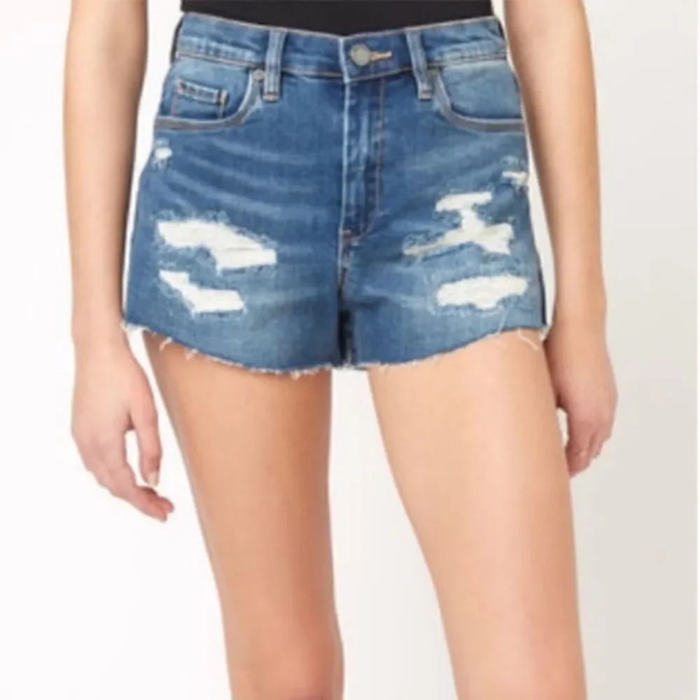 Blank NYC The Lenox Distressed Jean Shorts Size 26